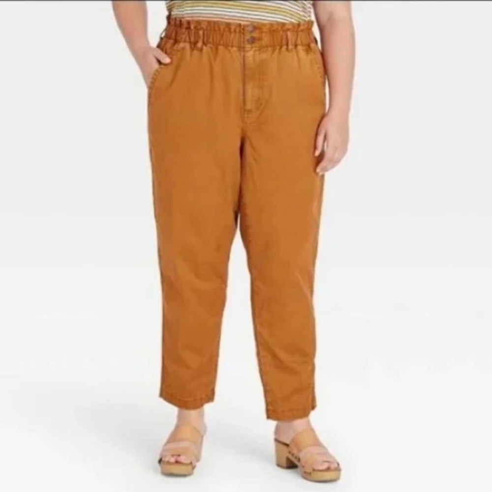 Universal Thread Paperbag Waist Tapered Pants Tan Brown Women’s Size 14